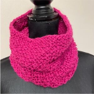 New Women’s Pink Eco Organic Hand Knit Infinity Scarf Neck Warmer OS